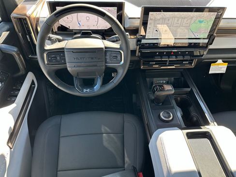 New 2025 GMC Hummer EV 3X w/ Battery Pack, 24 Module Pack image 24