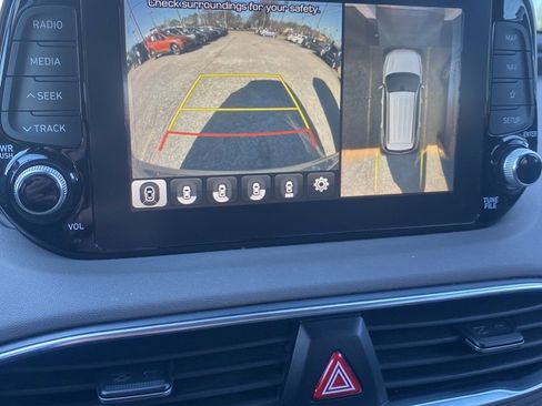 Used 2019 Hyundai Santa Fe AWD image 5