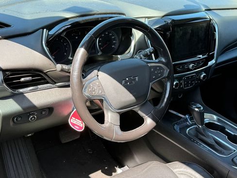 Used 2020 Chevrolet Traverse RS w/ LPO, 'HIT The Road' Package FWD image 24