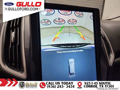 Used 2023 Ford Edge SEL image 25