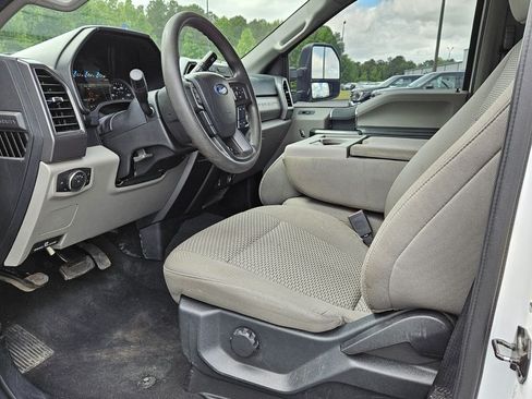 Used 2021 Ford F350 XLT AWD/4WD image 5
