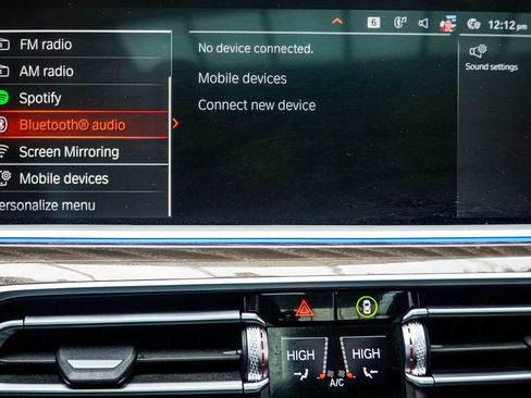 Used 2022 BMW X5 M50i w/ Premium Package image 29