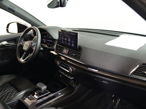 Certified 2022 Audi SQ5 Premium Plus image 19