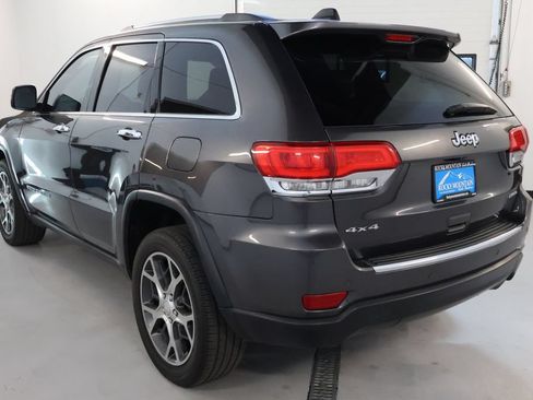 Used 2019 Jeep Grand Cherokee Limited AWD/4WD image 5