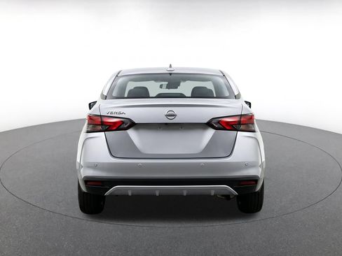 Used 2025 Nissan Versa SV FWD image 8
