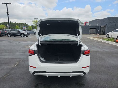 Used 2025 Nissan Sentra S FWD image 14