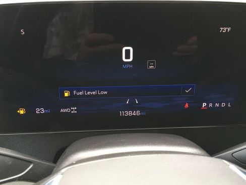 Used 2024 Chevrolet Traverse LT w/ Midnight/Sport Edition AWD/4WD image 2