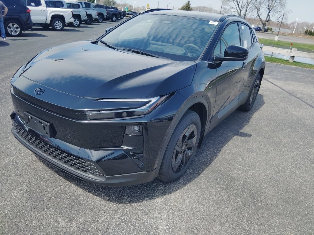 New 2026 Toyota C-HR AWD/4WD image 2