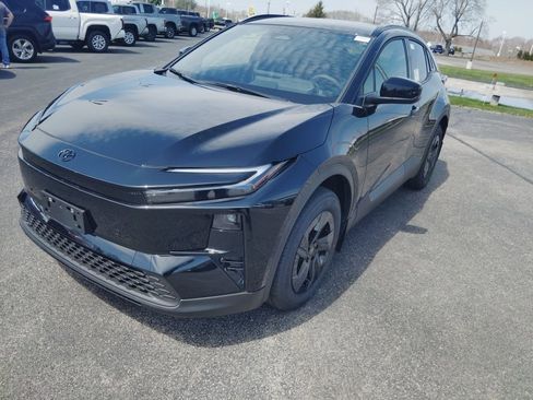 New 2026 Toyota C-HR AWD/4WD image 2