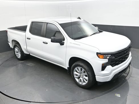 Used 2023 Chevrolet Silverado 1500 Custom image 27