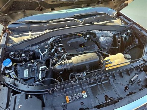 Used 2020 Ford Explorer XLT w/ Equipment Group 202A image 10