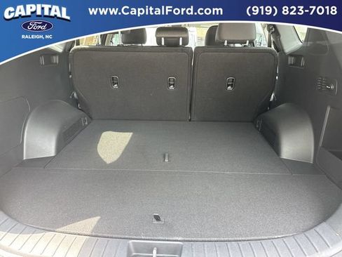 Used 2023 Hyundai Santa Fe SEL AWD/4WD image 16