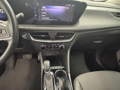 Used 2025 Buick Encore GX Preferred FWD image 22