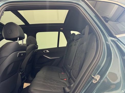 Used 2025 BMW X5 xDrive40i w/ Parking Assistance Package AWD/4WD image 21