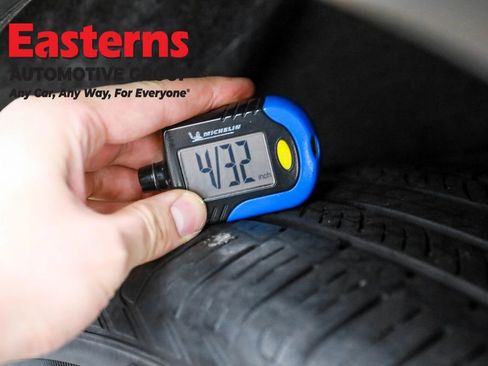 Used 2022 Nissan Rogue SV image 23