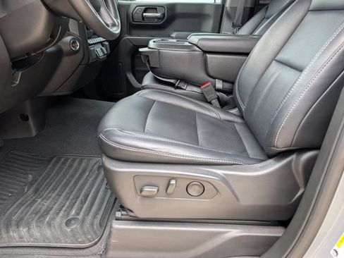 Used 2024 Chevrolet Silverado 1500 Custom Trail Boss w/ Turbomax Blackout Package AWD/4WD image 12