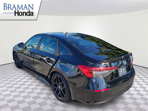 Certified 2024 Honda Civic Sport image 4