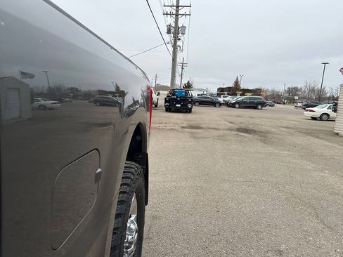 Used 2017 Ford F250 Lariat w/ FX4 Off-Road Package AWD/4WD image 19
