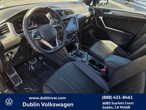 Used 2022 Volkswagen Tiguan SE R-Line AWD/4WD image 9