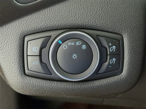 Used 2019 Ford Escape SEL image 20