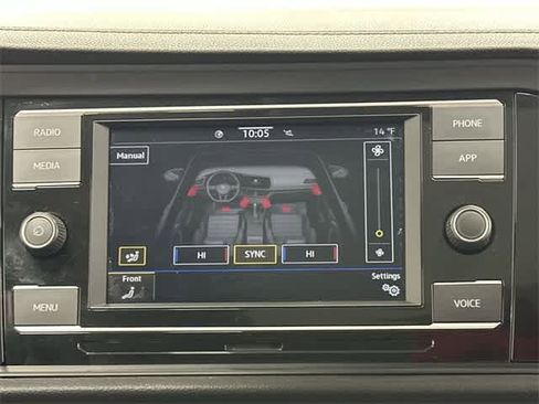 Certified 2023 Volkswagen Jetta SE w/ Panoramic Sunroof Package image 15