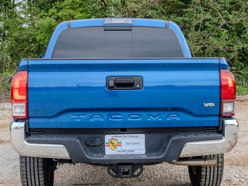 Used 2018 Toyota Tacoma SR5 image 4