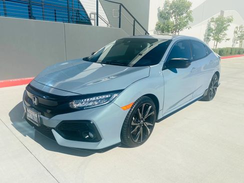 Used 2017 Honda Civic Sport Touring image 1