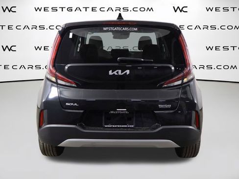Used 2023 Kia Soul LX FWD image 40