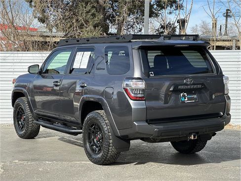Used 2016 Toyota 4Runner TRD Pro image 3