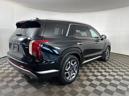 Used 2023 Hyundai Palisade Limited w/ Cargo Package image 3