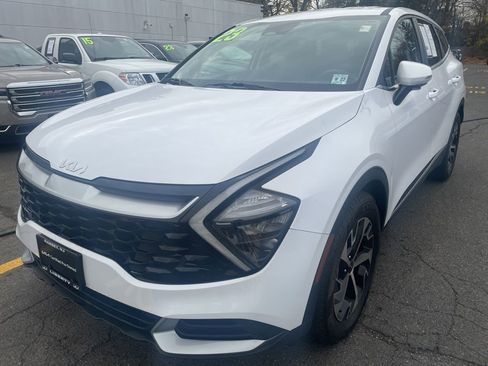 Certified 2023 Kia Sportage EX image 3