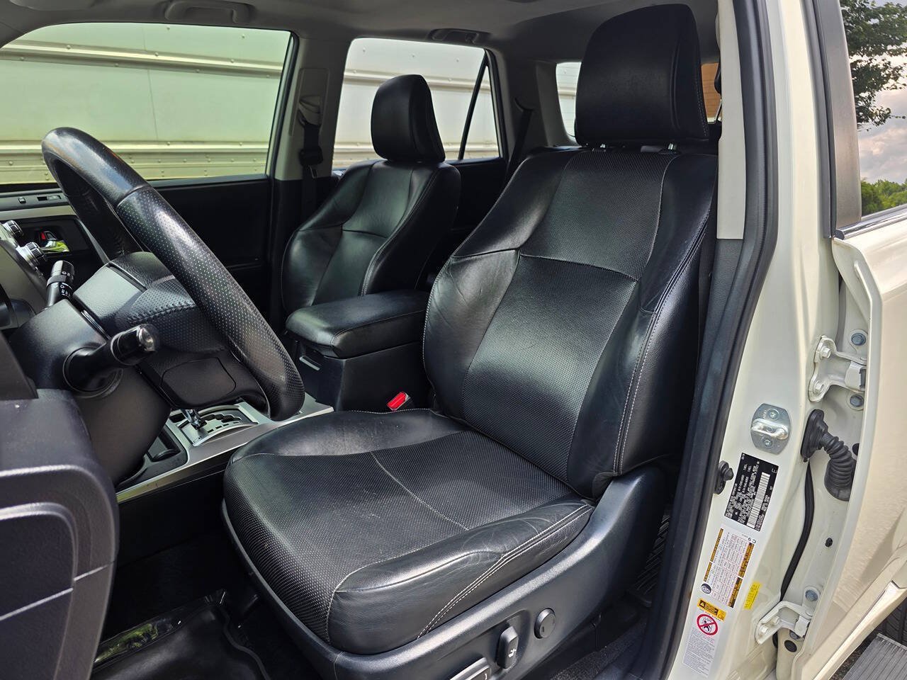 Used 2018 Toyota 4Runner Limited AWD/4WD image 13