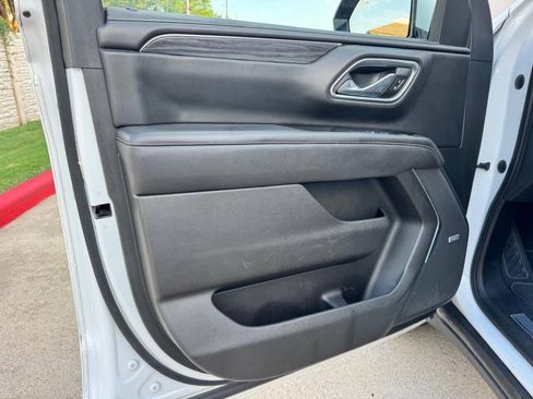 Used 2021 GMC Yukon XL SLT RWD image 9