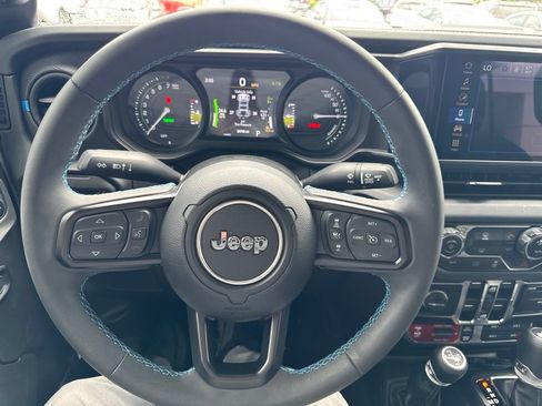 Used 2024 Jeep Wrangler Unlimited Rubicon 4xe AWD/4WD image 42