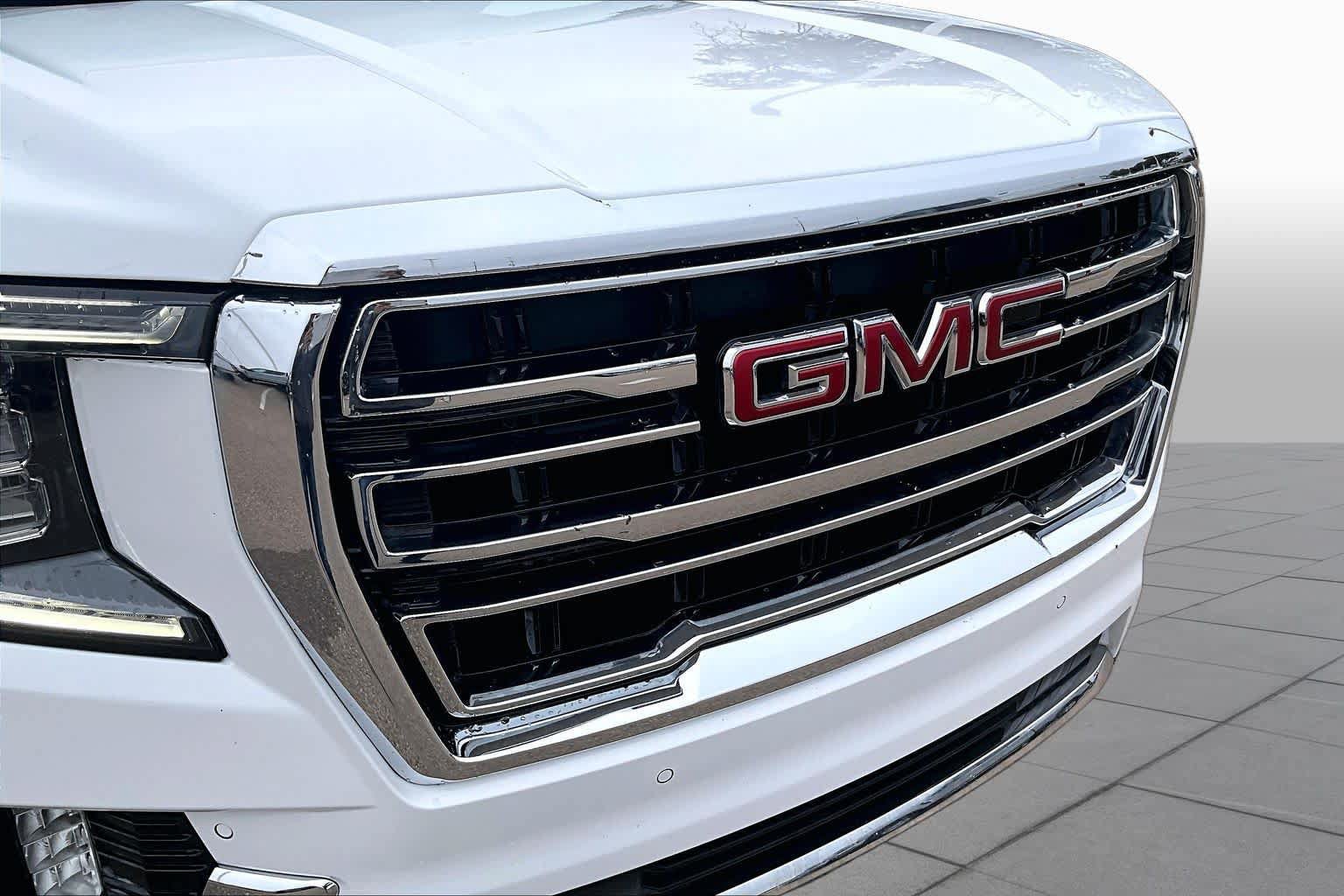 Used 2024 GMC Yukon SLT RWD image 37