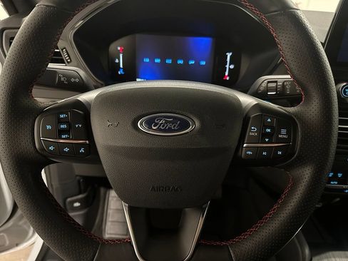 Used 2025 Ford Escape ST-Line FWD image 22