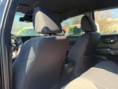 Used 2021 Toyota Tacoma TRD Sport w/ Technology Package image 32