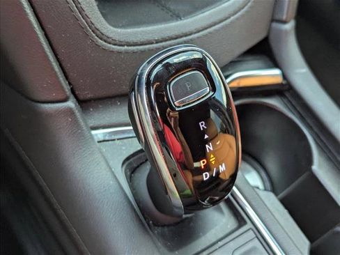 Used 2023 Cadillac XT5 Premium Luxury image 4