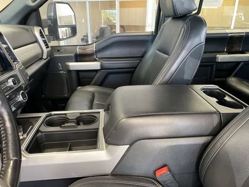 Used 2022 Ford F250 Lariat AWD/4WD image 32