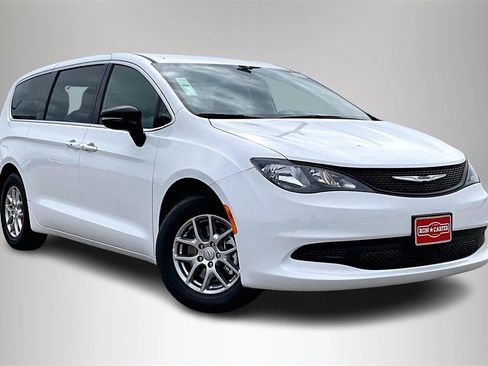New 2025 Chrysler Voyager LX image 1