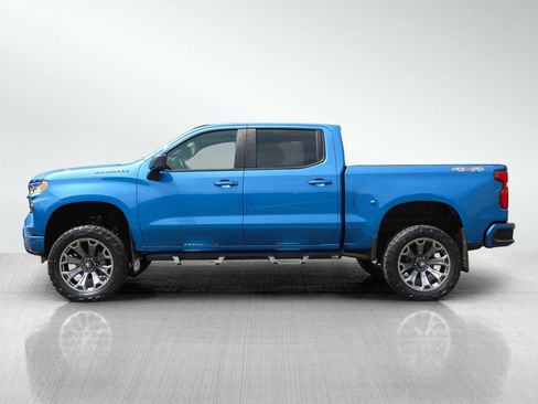 Used 2023 Chevrolet Silverado 1500 RST w/ Convenience Package II AWD/4WD image 2