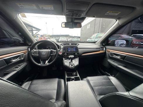 Used 2018 Honda CR-V Touring image 29