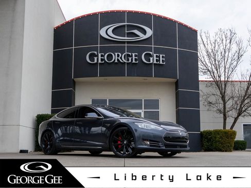 Used 2015 Tesla Model S P85D image 1