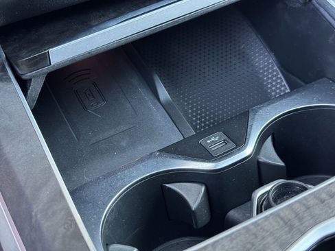 Used 2023 BMW X7 xDrive40i image 34