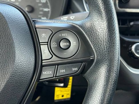 Used 2024 Toyota Corolla LE FWD image 21