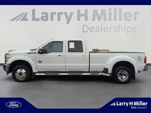 Used 2015 Ford F350 Lariat w/ Lariat Ultimate Package image 2