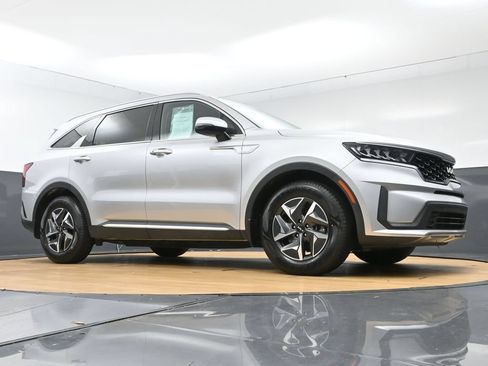 Used 2022 Kia Sorento S FWD image 52