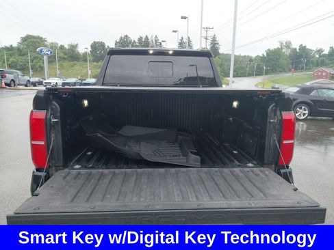 Used 2025 Toyota Tacoma TRD Sport w/ TRD Sport Upgrade Package AWD/4WD image 19