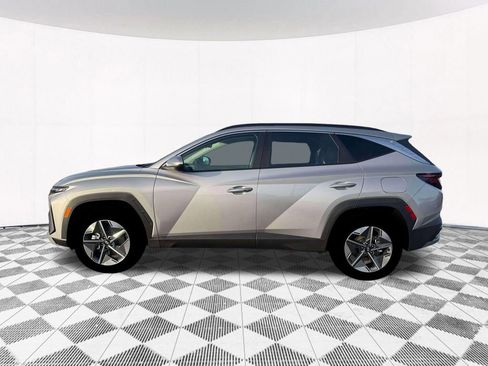 New 2026 Hyundai Tucson SEL image 3