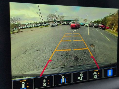 Used 2022 Chevrolet Tahoe Z71 w/ Off-Road Capability Package image 20